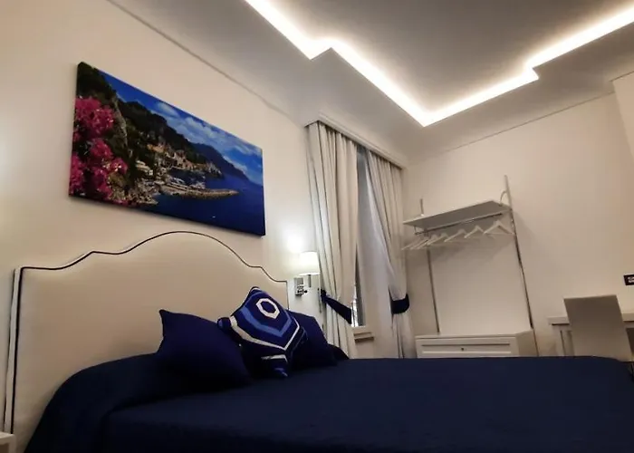 Amalfi Holiday House Rooms & Apartments
